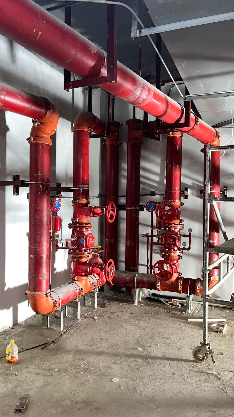 同行說說,這個(gè)濕式報(bào)警閥組安裝得怎么樣啊?深圳消防工程#消防